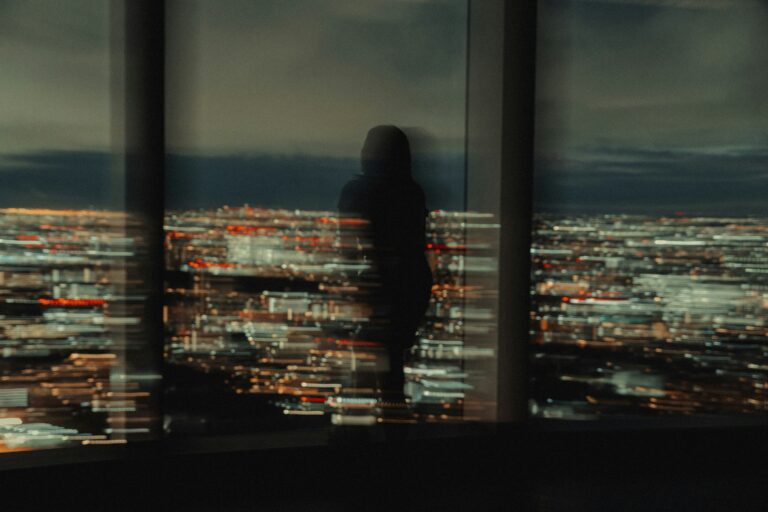 How Instant Gratification Destroys Motivation and Happiness